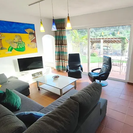 Vale Vinagre Al Holidays Villa